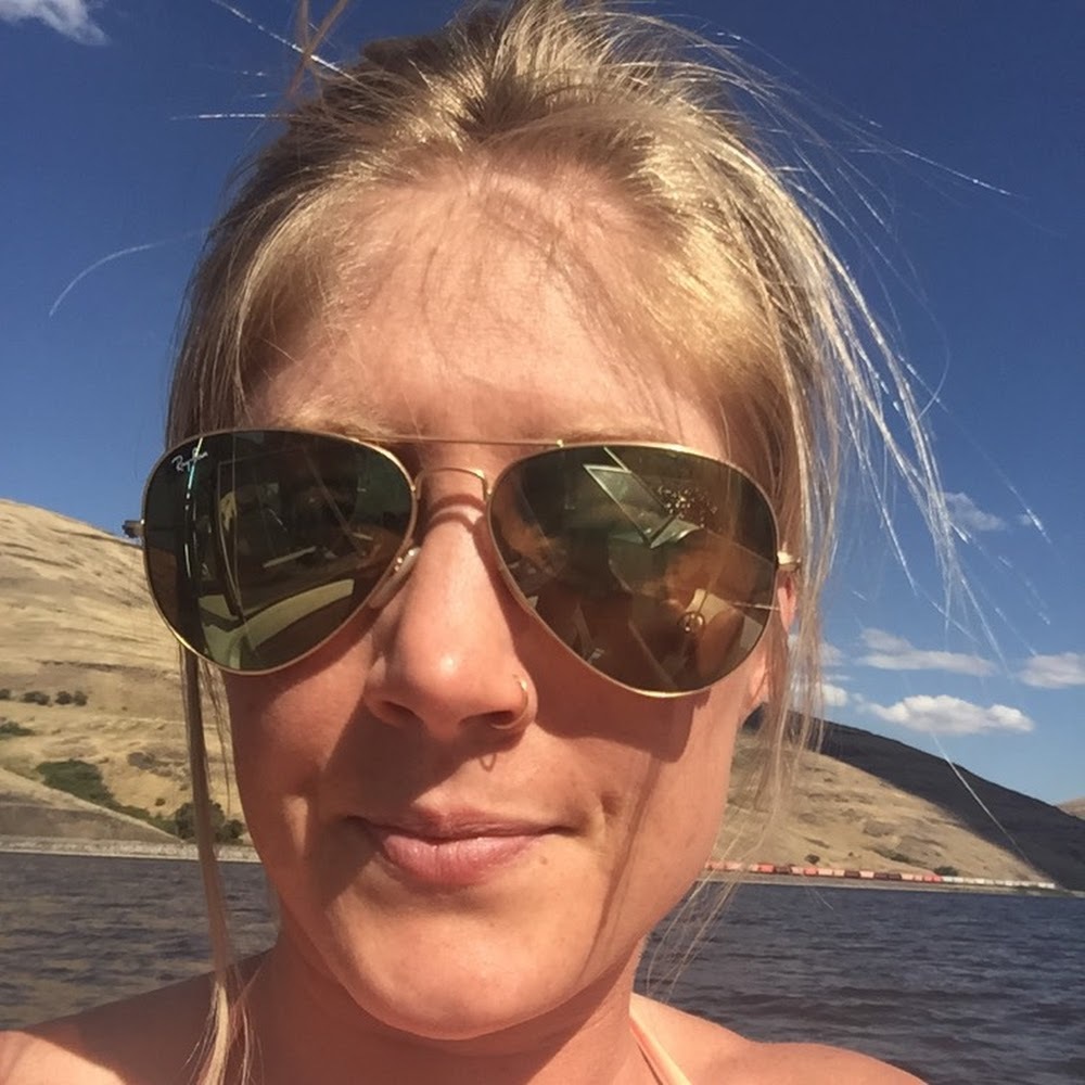 Meet your Posher, Aileen